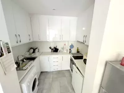 Кухонная ниша в трехкомнатной квартире